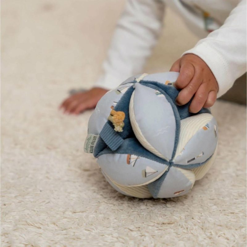 Sensory Gripping Ball – Sailors Bay Nursery & Baby