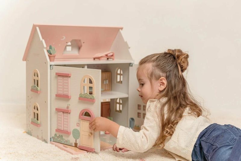 Wooden Dolls House With Furniture Doll Houses