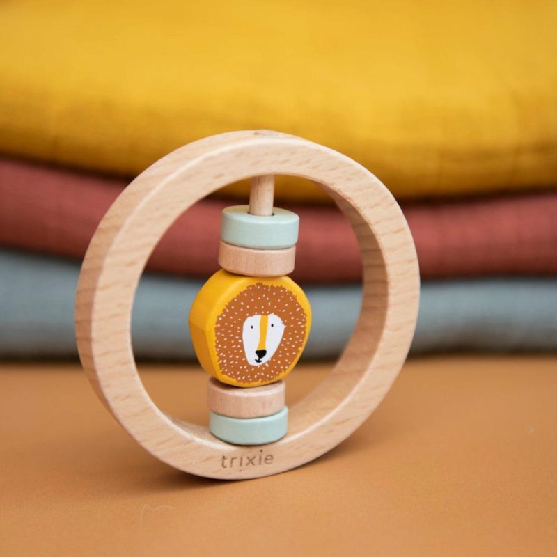 Wooden Round Rattle – Mr Lion Educational Toys