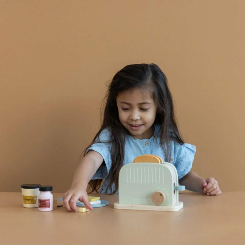 Wooden Toaster And Accessories Educational Toys